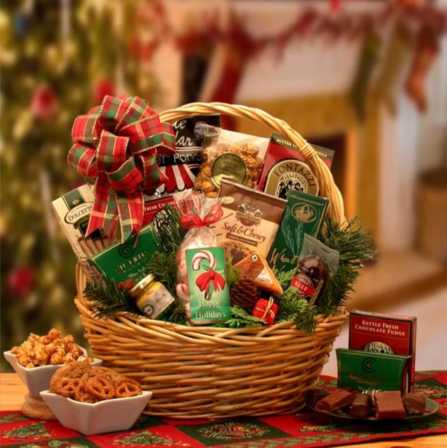 GBDS Holiday Gift Basket for Festive Celebrations - Perfect Party & Christmas Present