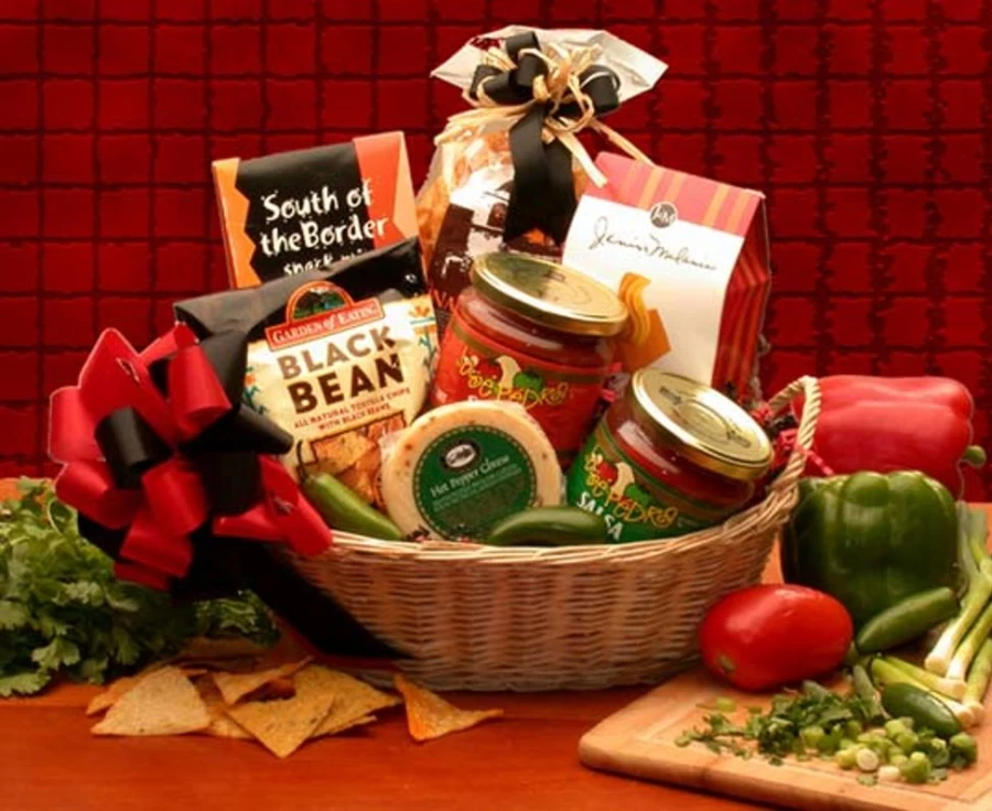 "GBDS Gourmet Salsa Gift Basket - Spicy, Flavorful Dip Set for Parties & Gifting"