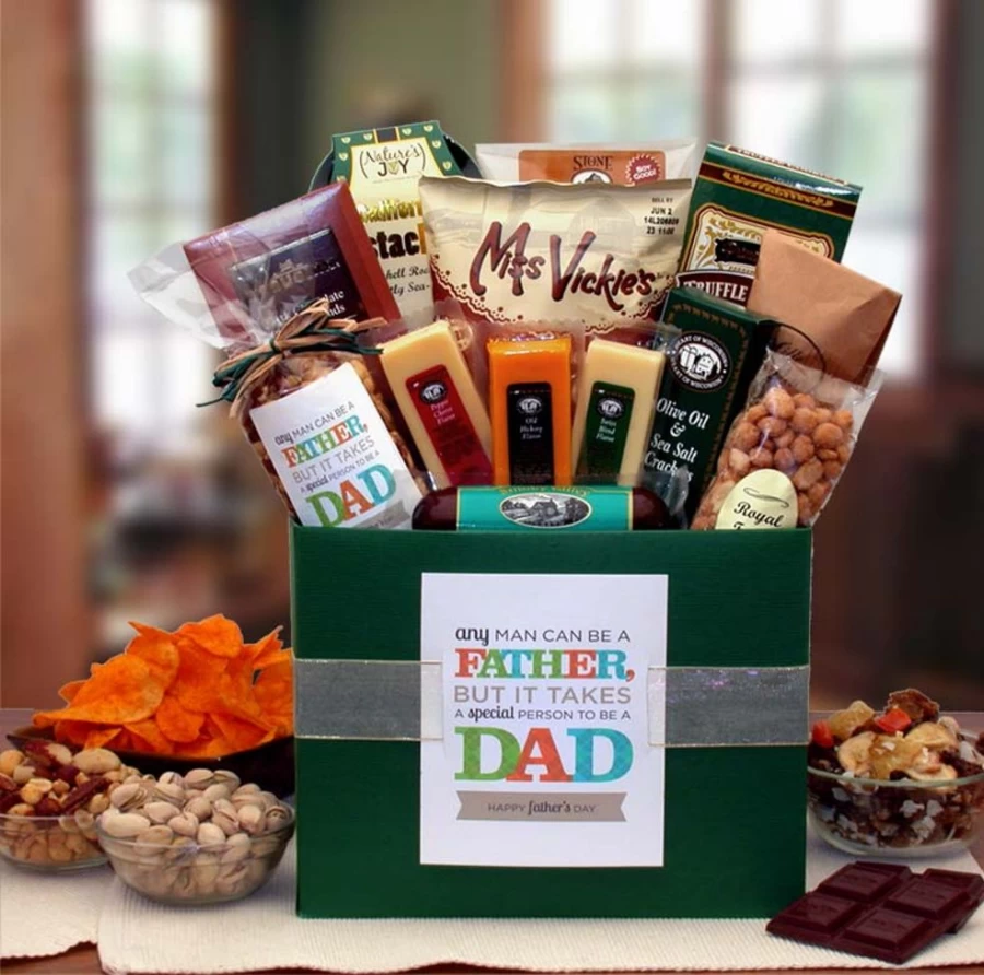 "GBDS Special Man Dad Gift Box - Unique Father's Day Present for Dad"
