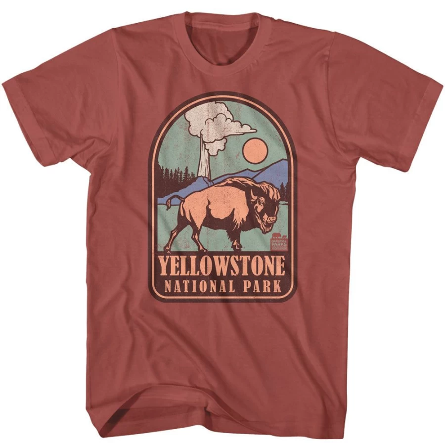 MeTV Custom Brands Unisex Yellowstone National Park Red Enamel Badge - Collectible Travel Souvenir & Gift