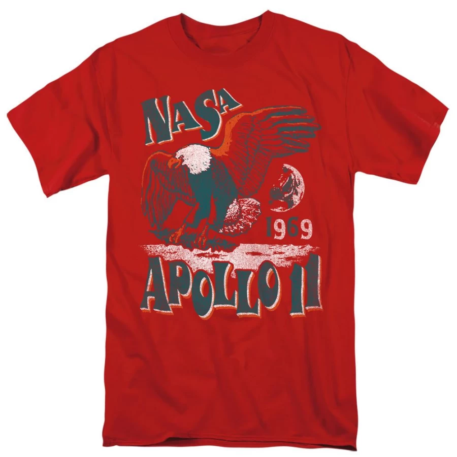 MeTV Custom Classics Unisex NASA Apollo 11 Eagle Vintage Retro Space T-Shirt