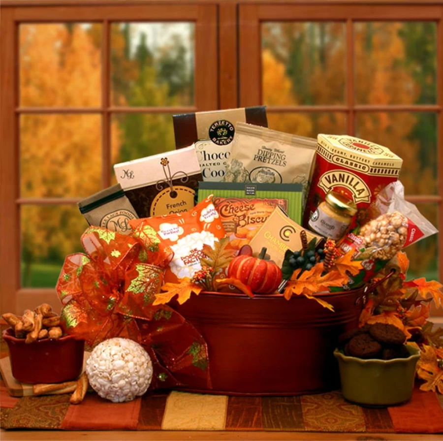 GBDS Fall Gourmet Gift Basket - Deluxe Autumn Treats Collection for Holiday Gifting